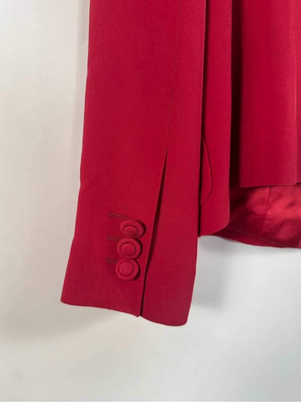 Armani Collezioni Women's Red Tailored Button Blazer Jacket Size 8 Silk Office - Picture 9 of 13